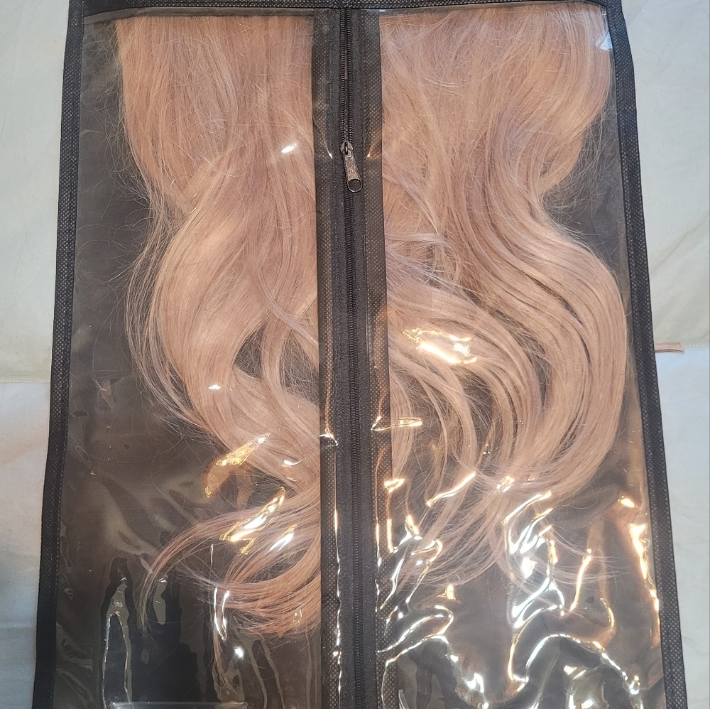 Belle a vie 1pc 18in Halo hair extension 27/613# Never worn